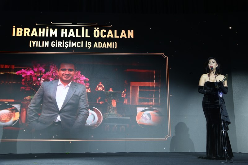 brahim Halil Öcalan: Yln Giriimci  Adam Ödülünün Sahibi Oldu